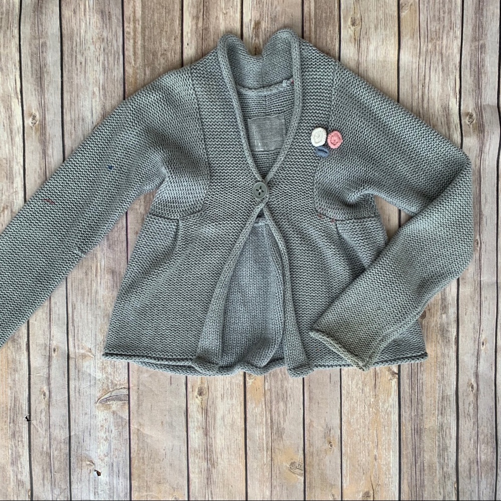 Knit cardigan